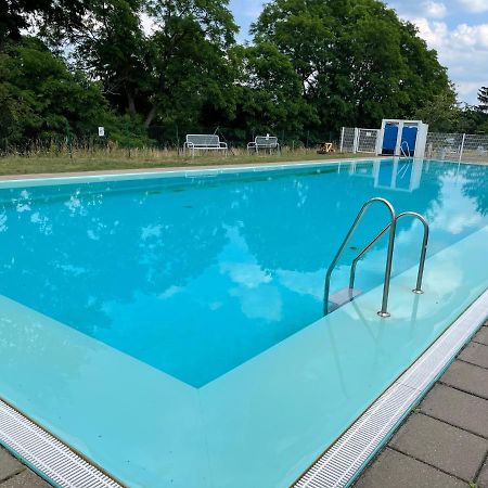 Unter Den Linden Apartman Halbe Kültér fotó