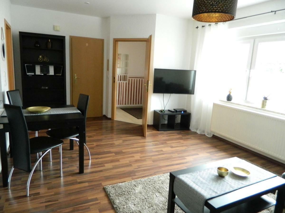 Unter Den Linden Apartman Halbe Kültér fotó