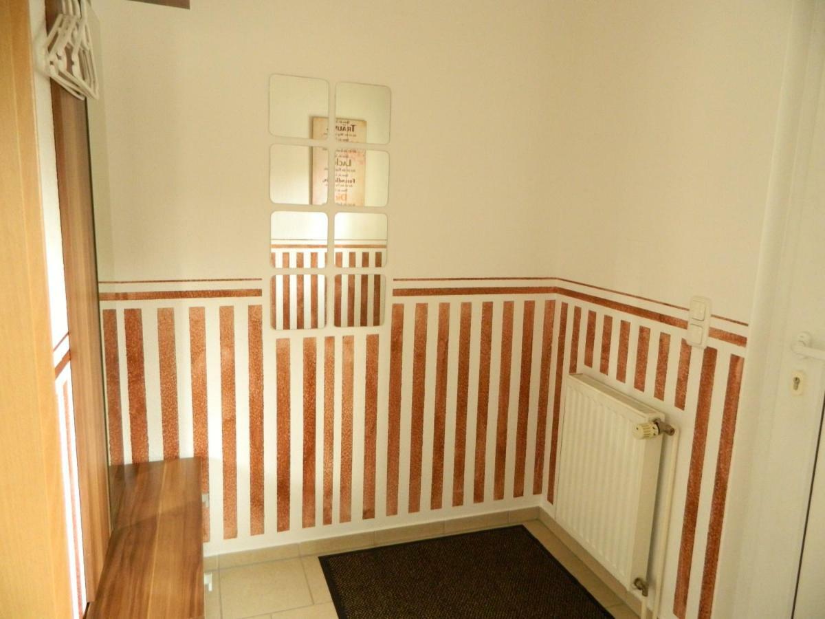 Unter Den Linden Apartman Halbe Kültér fotó